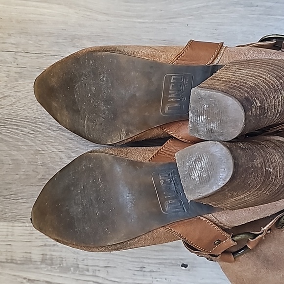 Dingo Women's Dancin Queen Tan Suede Pointed Toe Mid-Calf Boots Shoes Size 9 - Picture 5 of 9